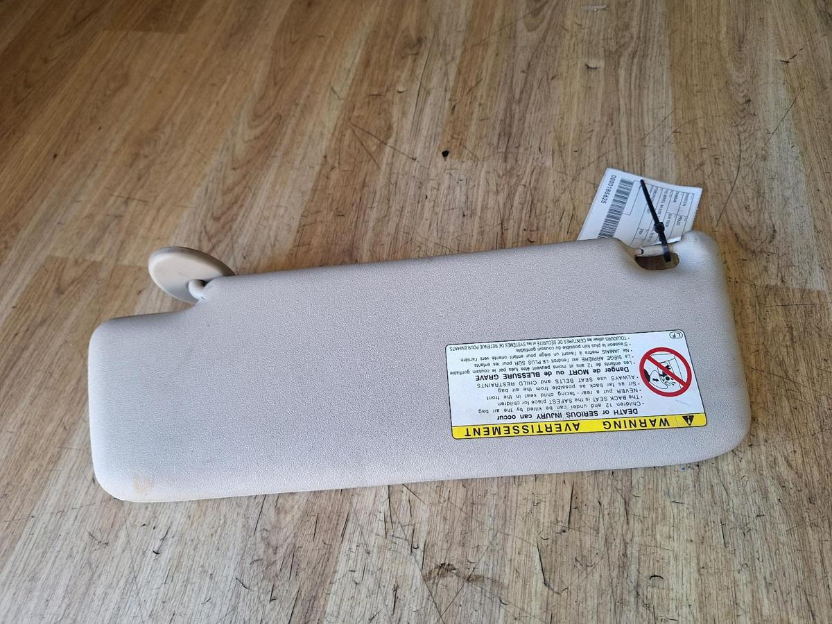 1000923464-Sun Visor Right Bottom