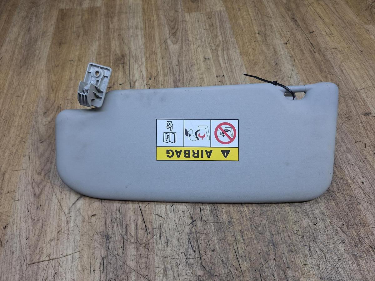 1000923706-Sun Visor Right Bottom