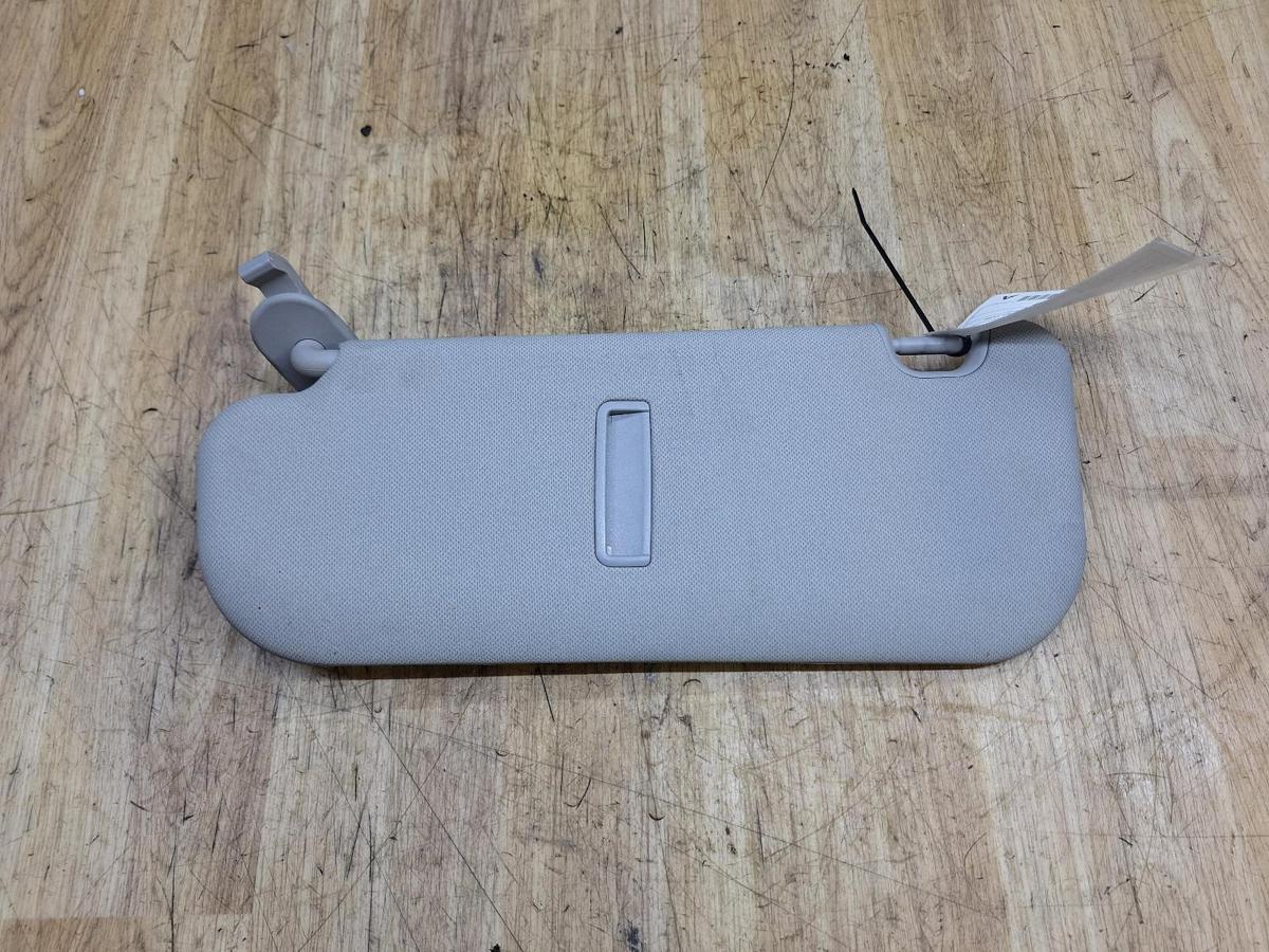 1000937561-Sun Visor Right Bottom