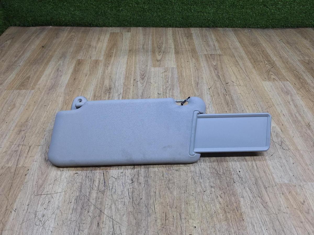 1000937869-Sun Visor Right Bottom
