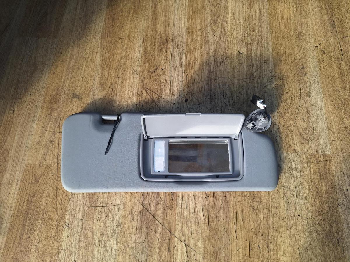 1000932167-Sun Visor Right Top