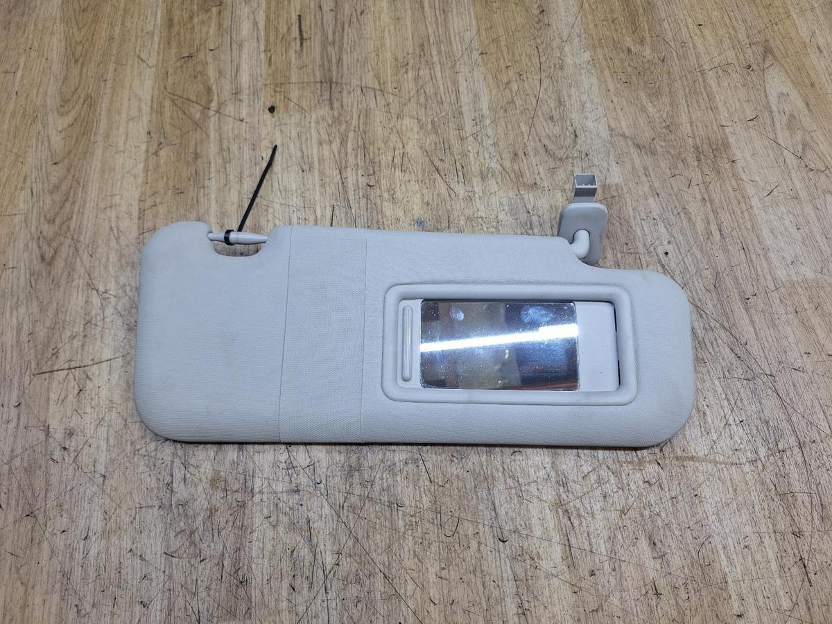 1000926090-Sun Visor Right Top