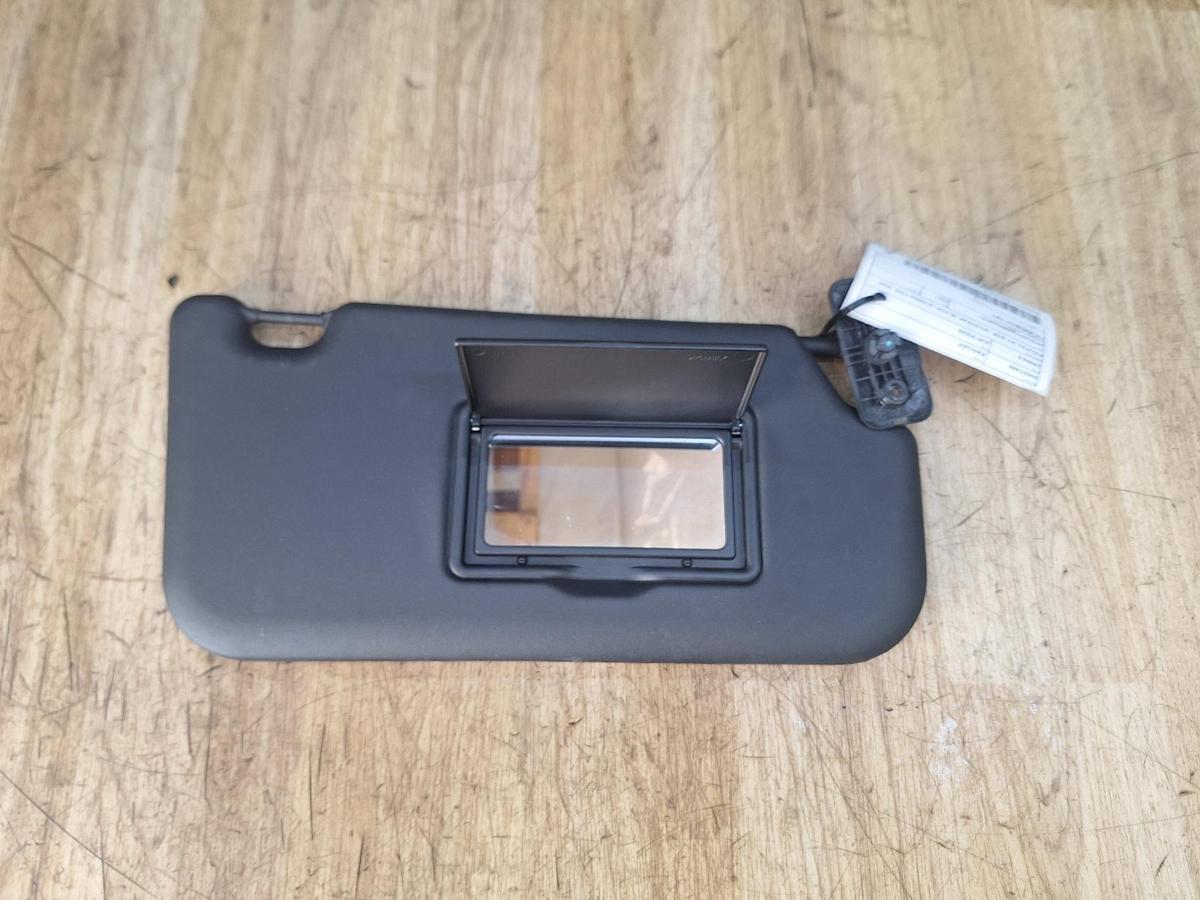 1000940627-Sun Visor Right Top