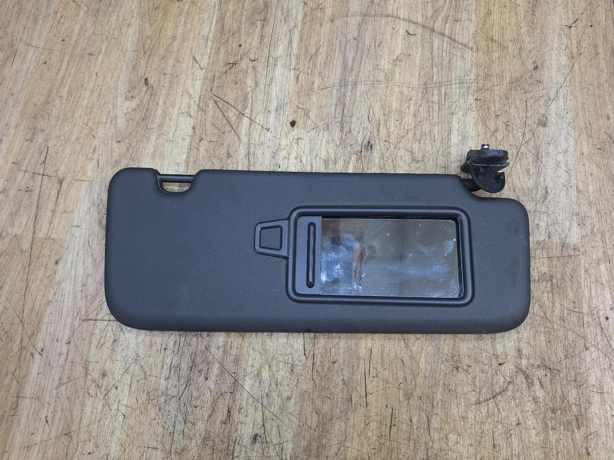1000946153-Sun Visor Right Top