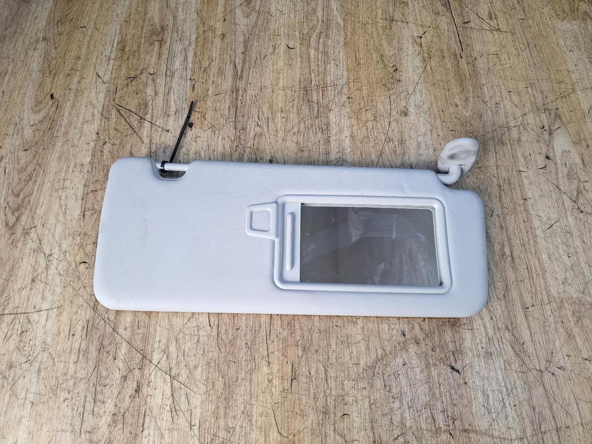 1000953528-Sun Visor Right Top