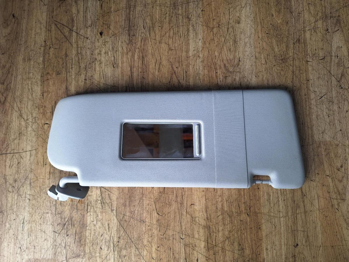 1000958635-Sun Visor Right Top