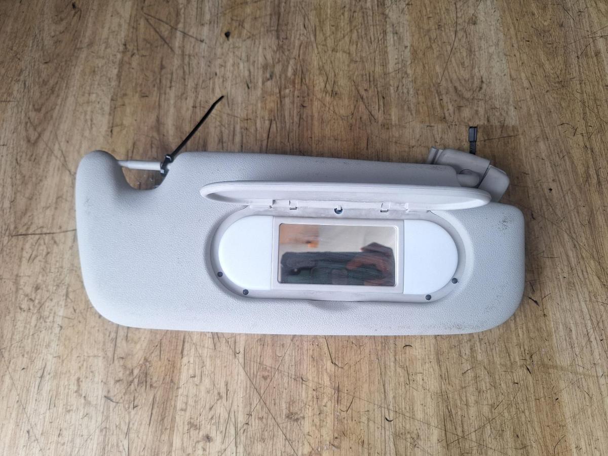 1000956664-Sun Visor Right Top