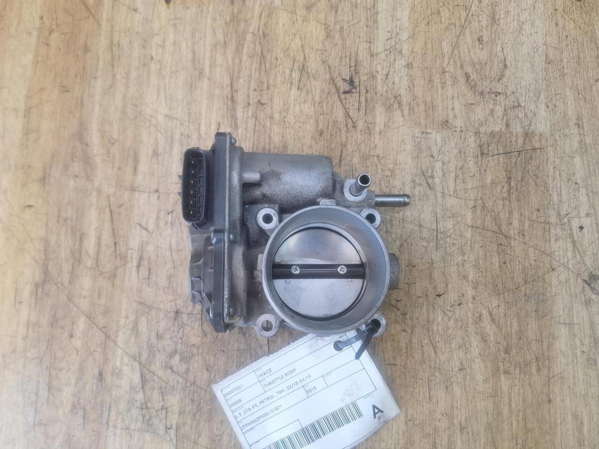 Throttle Body for TOYOTA HIACE