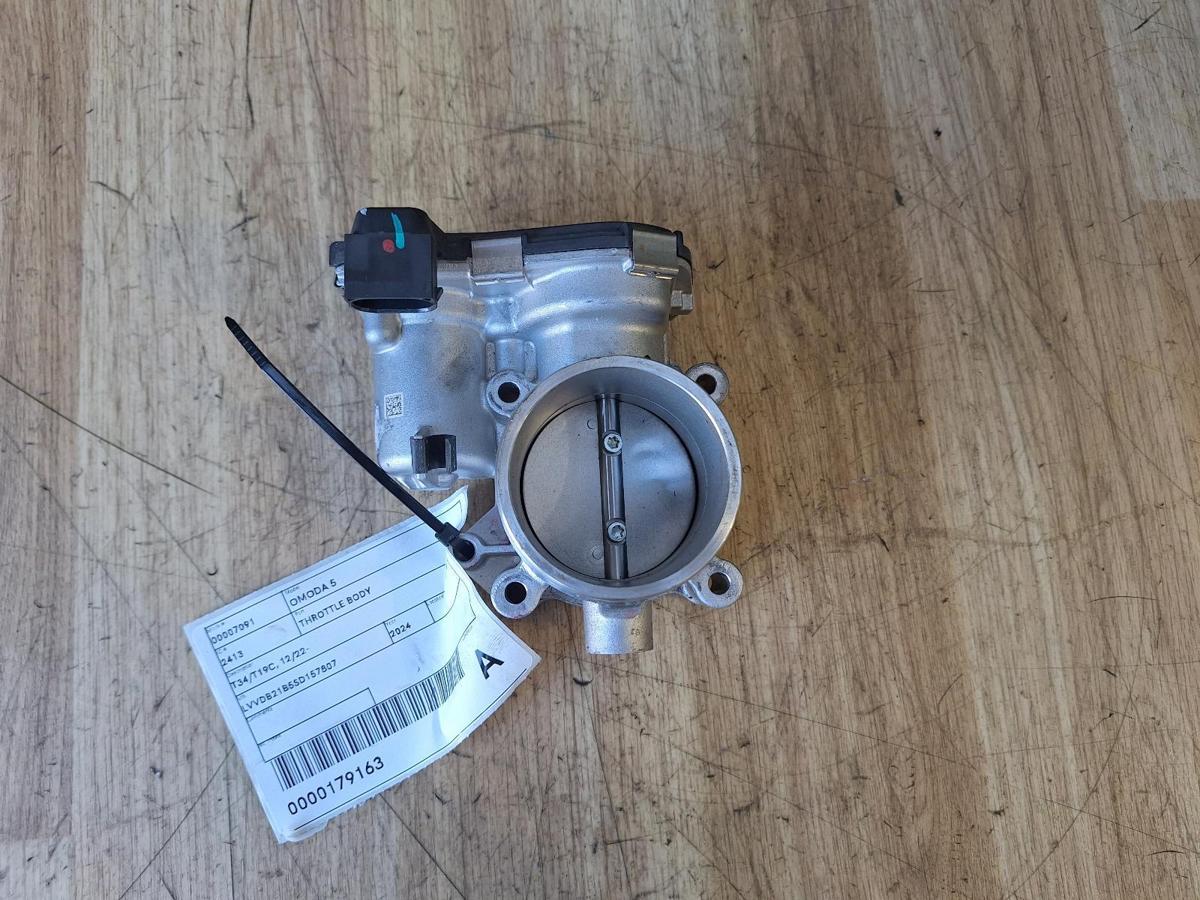 1000887849-Throttle Body Top
