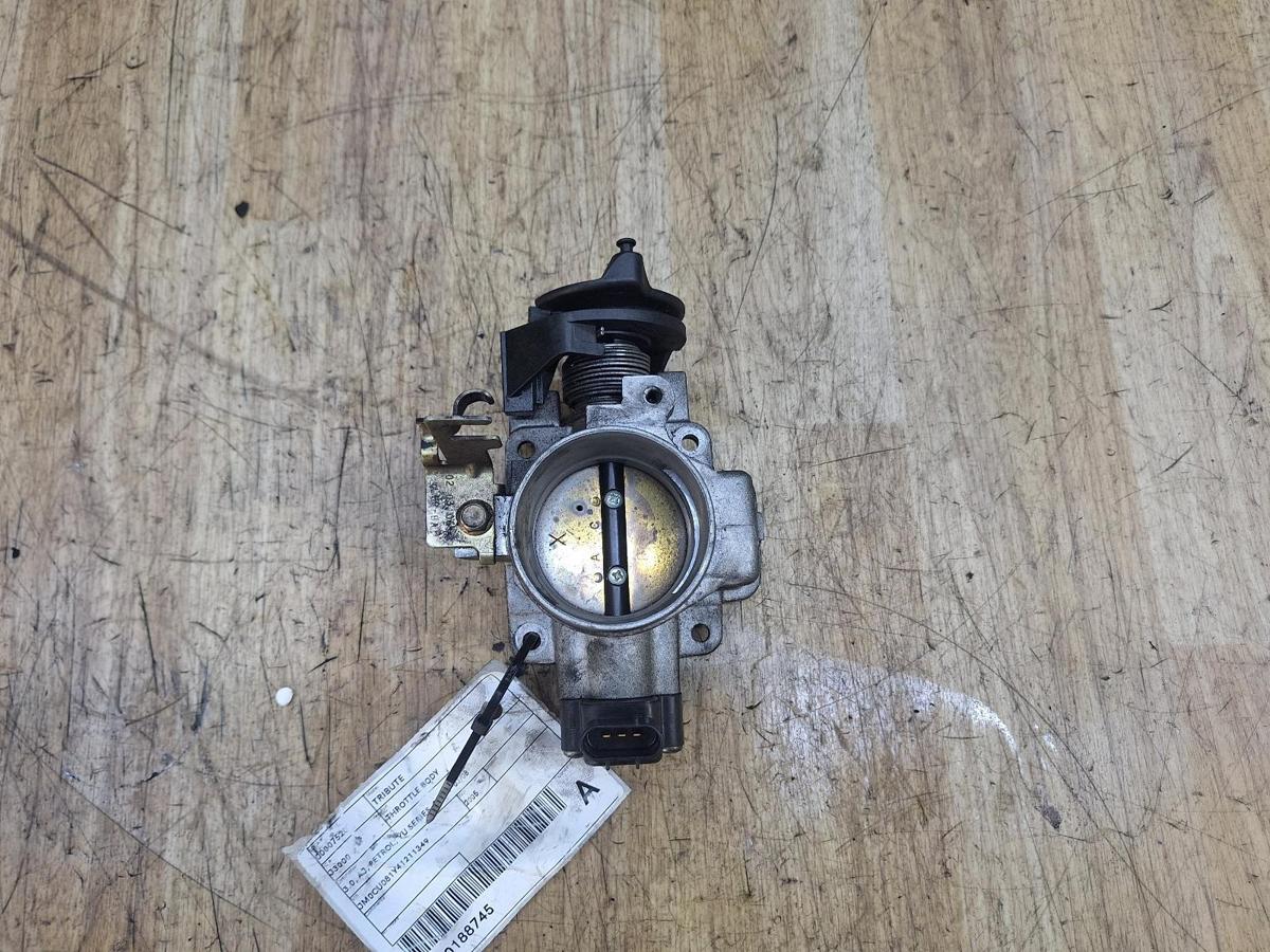 1000942582-Throttle Body Top