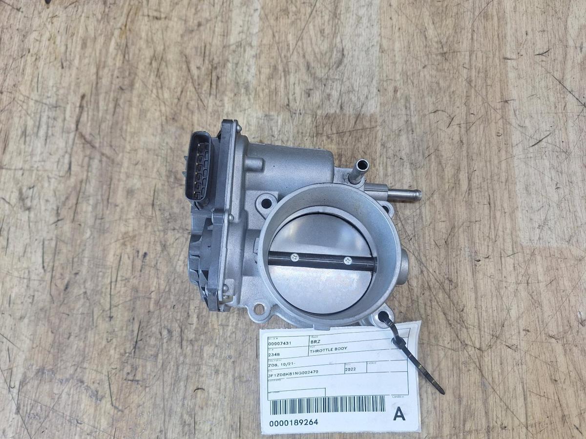 1000938507-Throttle Body Top
