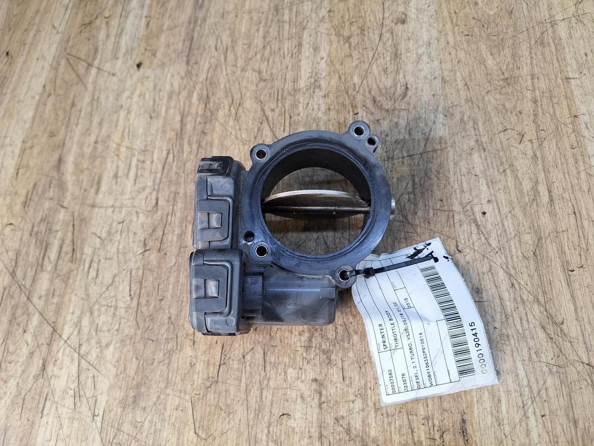 1000950844-Throttle Body Top