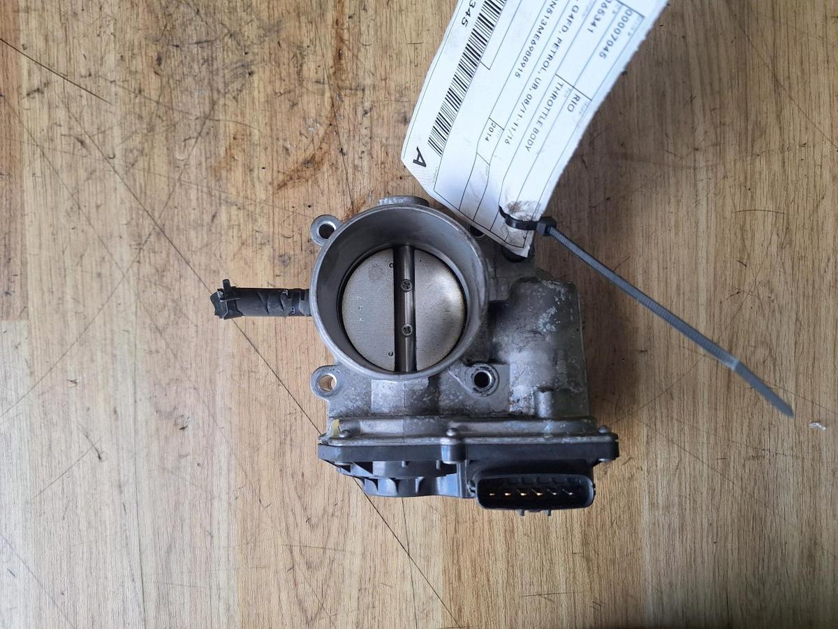 1000881391-Throttle Body Top