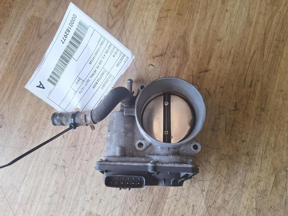 1000908834-Throttle Body Top