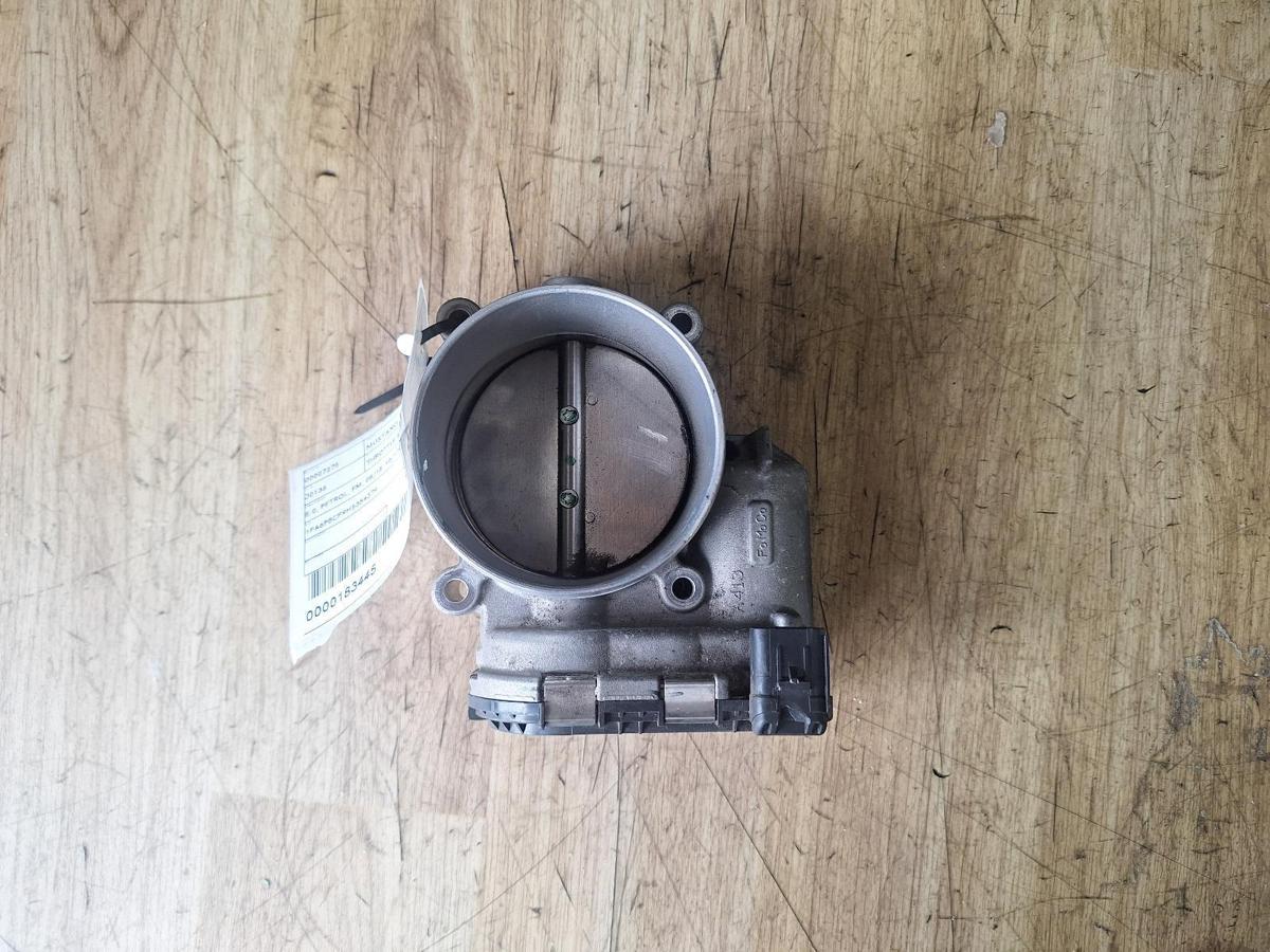 1000911130-Throttle Body Top