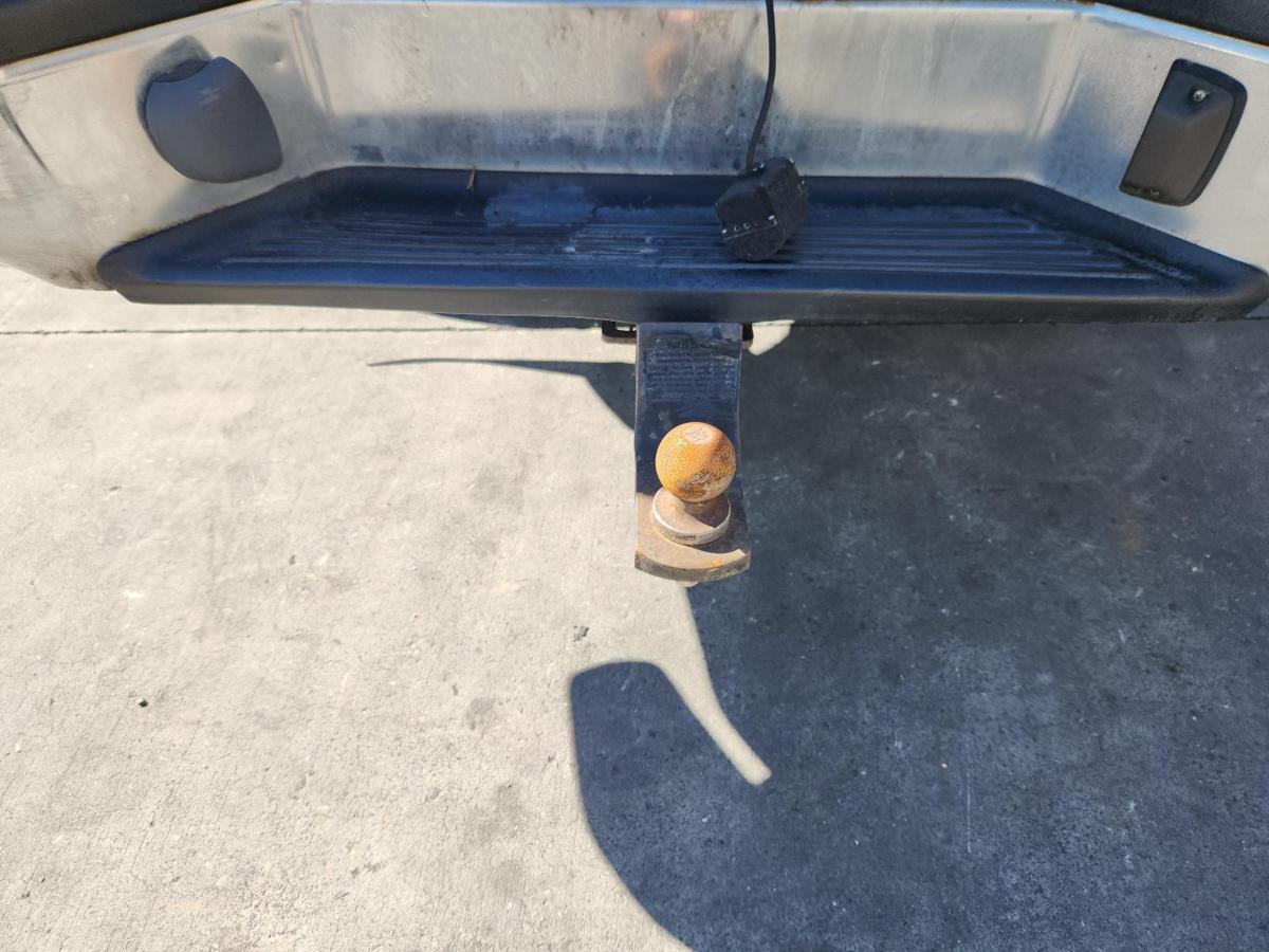 1000845033-Towbar