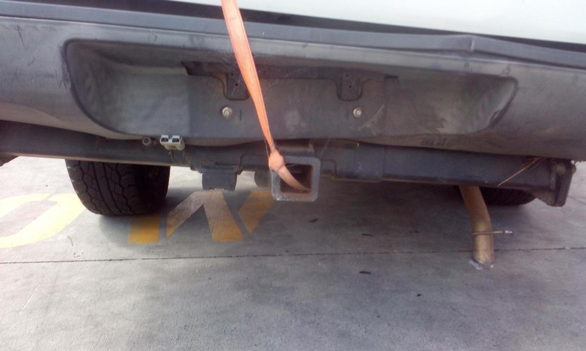 1000637072-Towbar