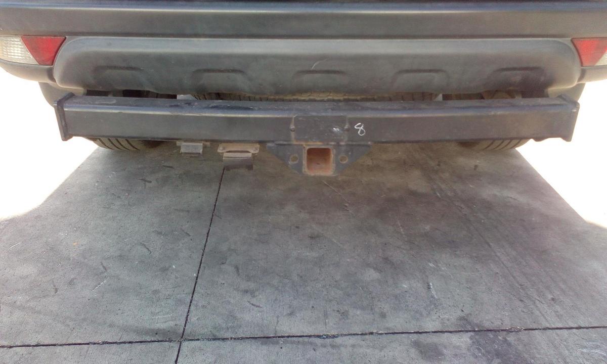 1000682915-Towbar