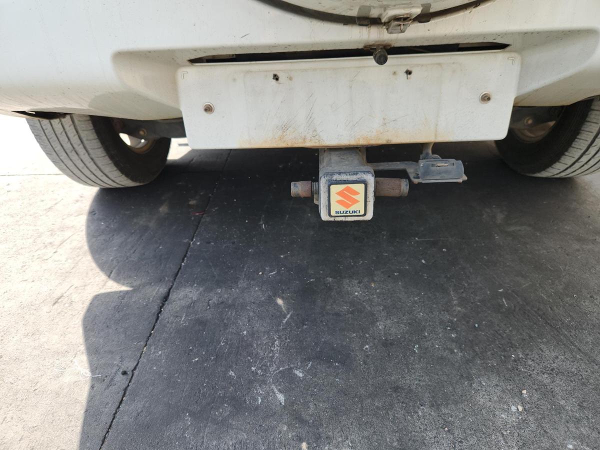 1000867030-Towbar