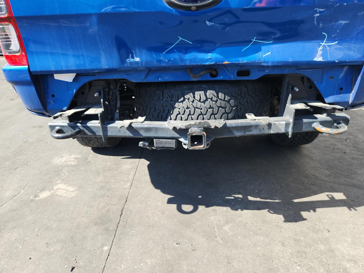 1000939237-Towbar