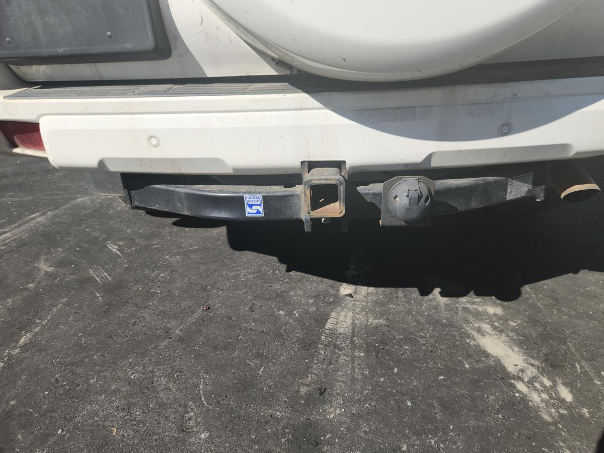 1000939963-Towbar