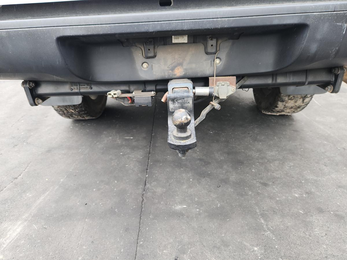 1000936395-Towbar