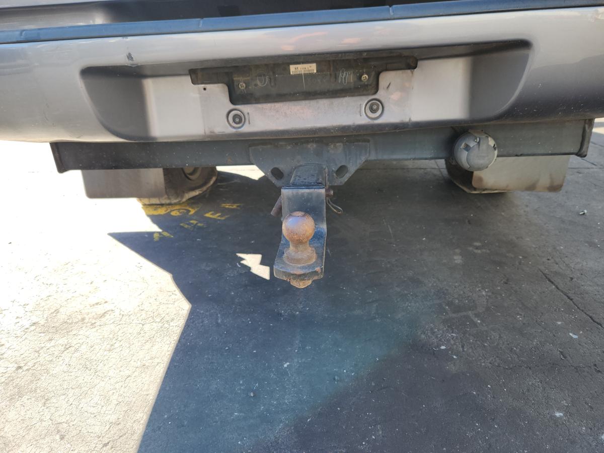 1000946237-Towbar