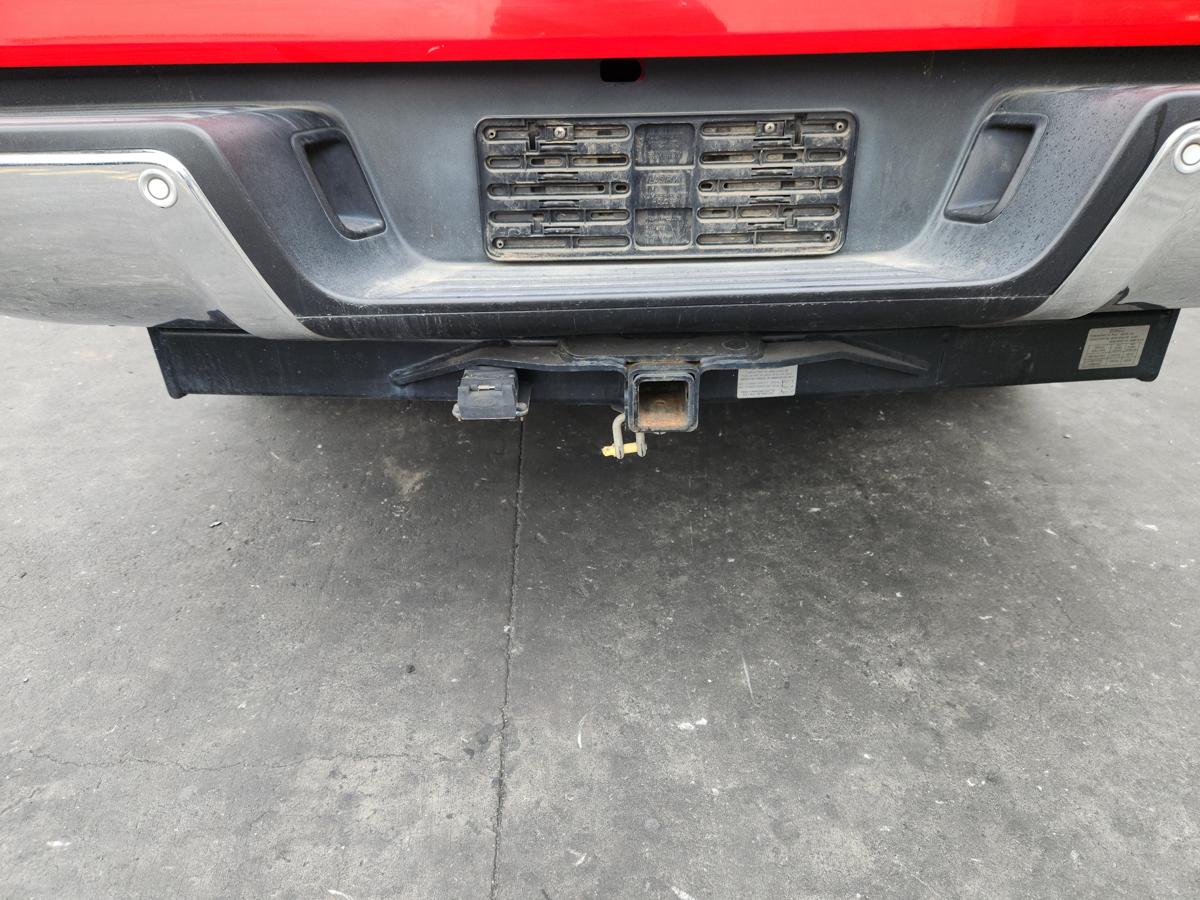 1000949134-Towbar