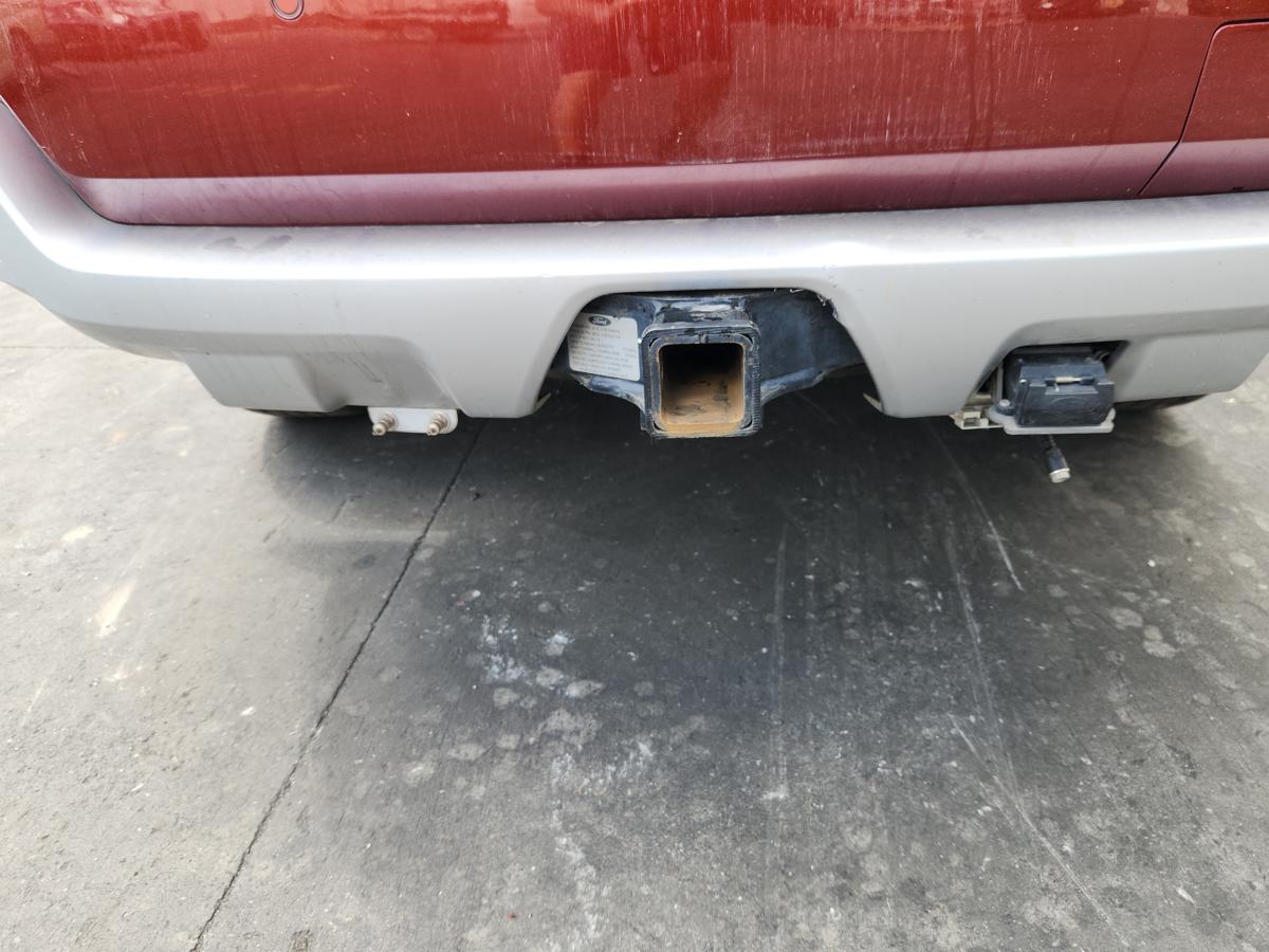 1000951000-Towbar