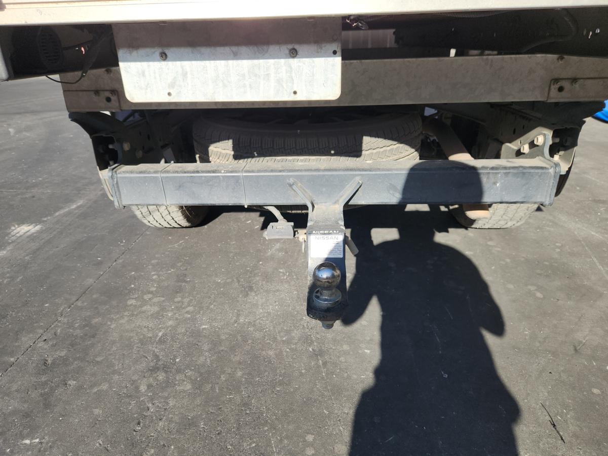 1000952239-Towbar