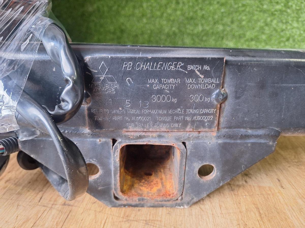 1000899560-Towbar Part Number