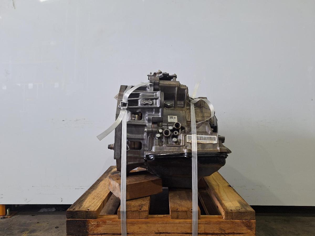 1000891796-Trans_Gearbox LHS