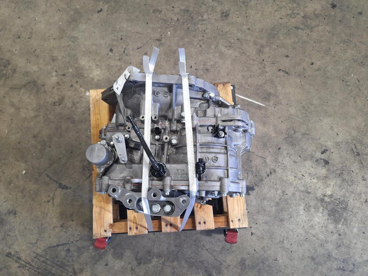 1000882886-Trans_Gearbox - Top