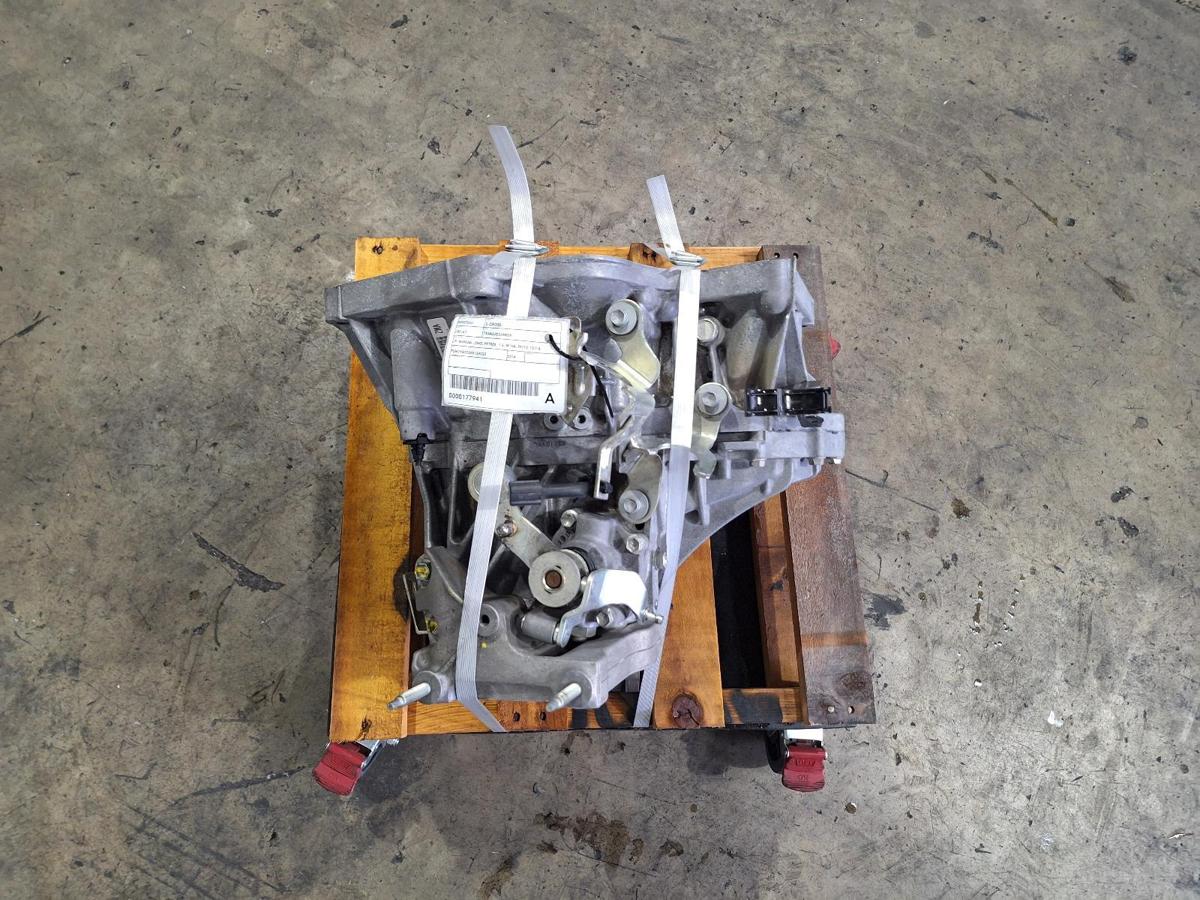 1000878698-Trans_Gearbox - Top