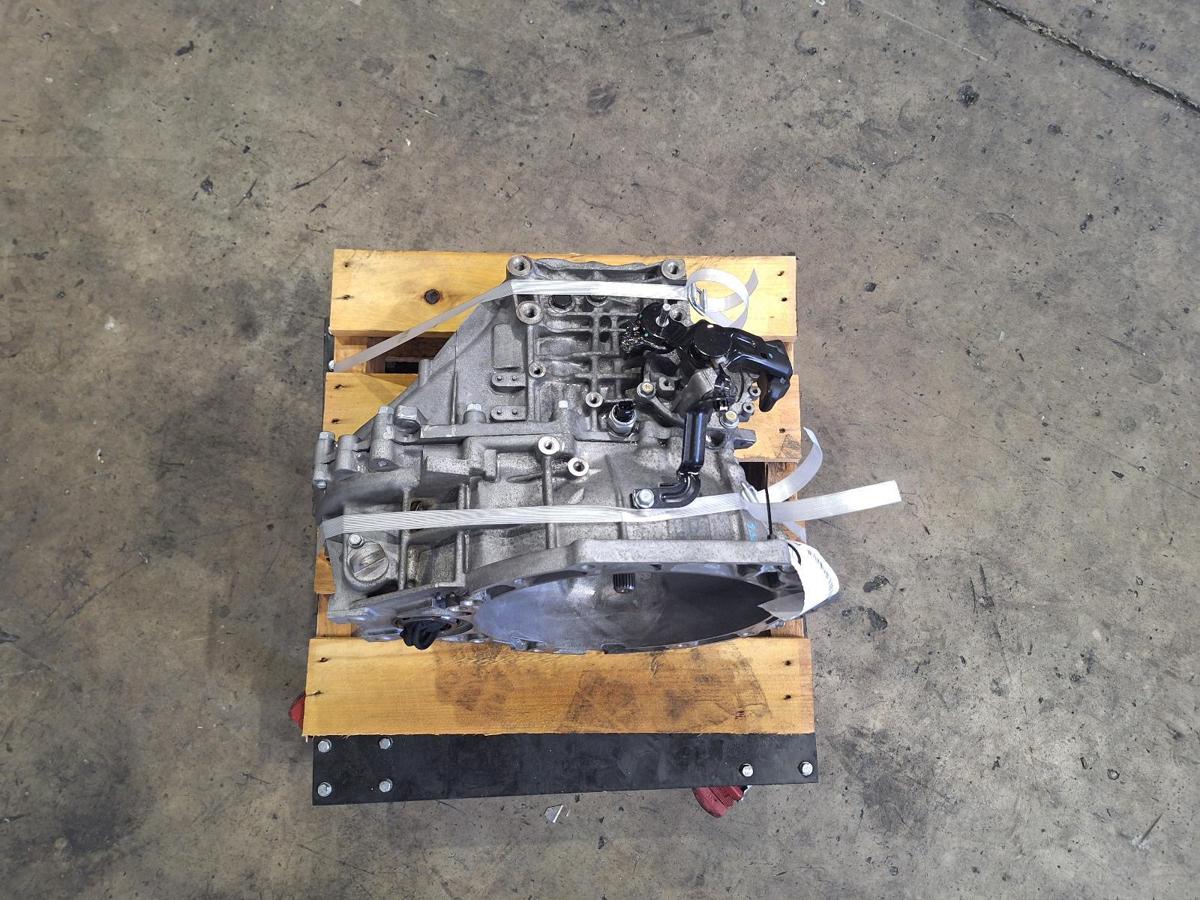 1000889718-Trans_Gearbox - Top