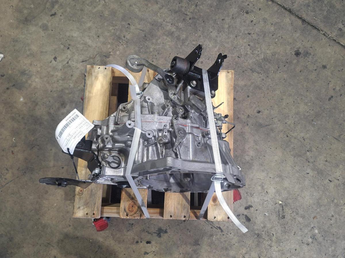 1000894818-Trans_Gearbox - Top