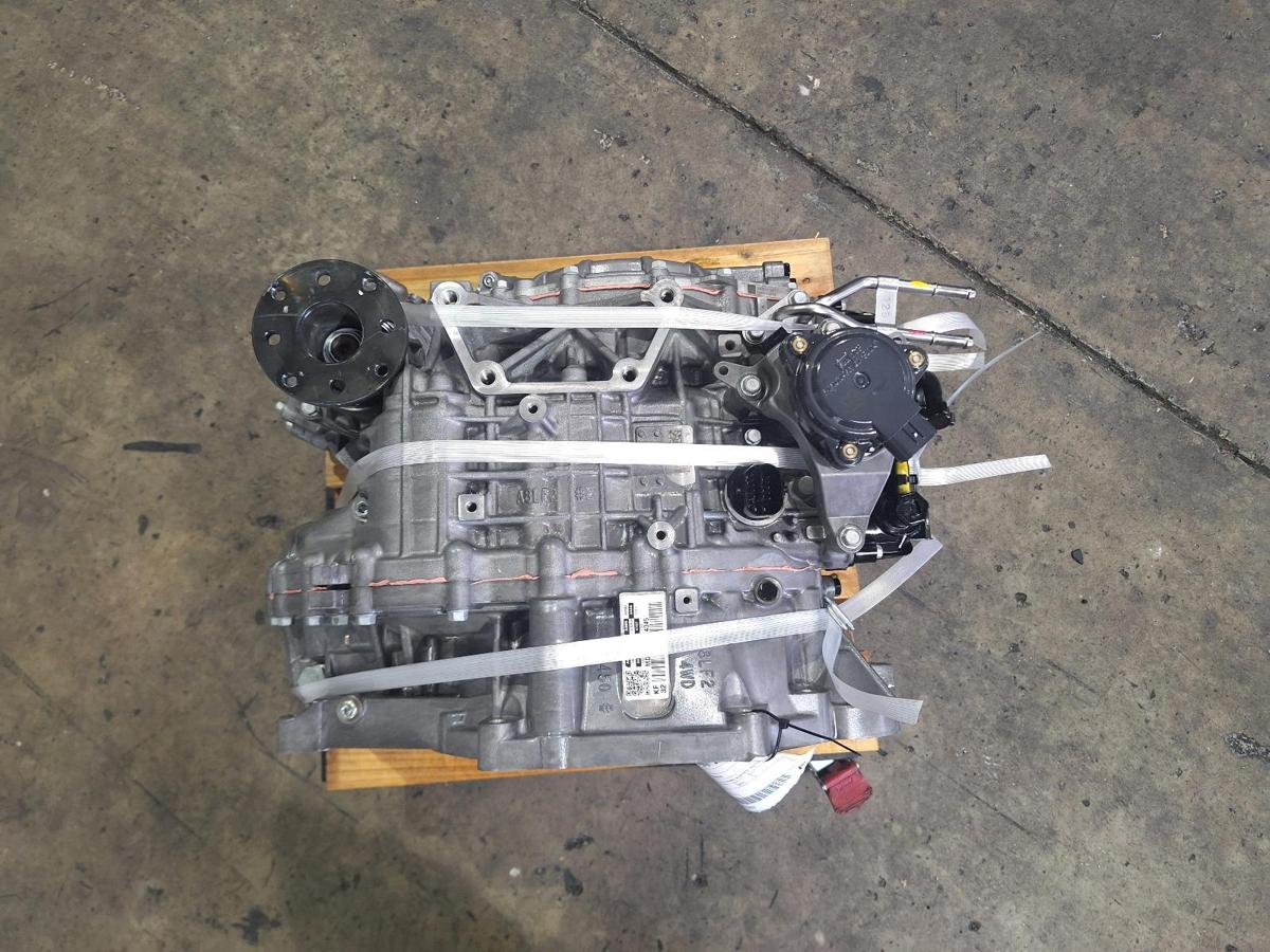 1000896434-Trans_Gearbox - Top