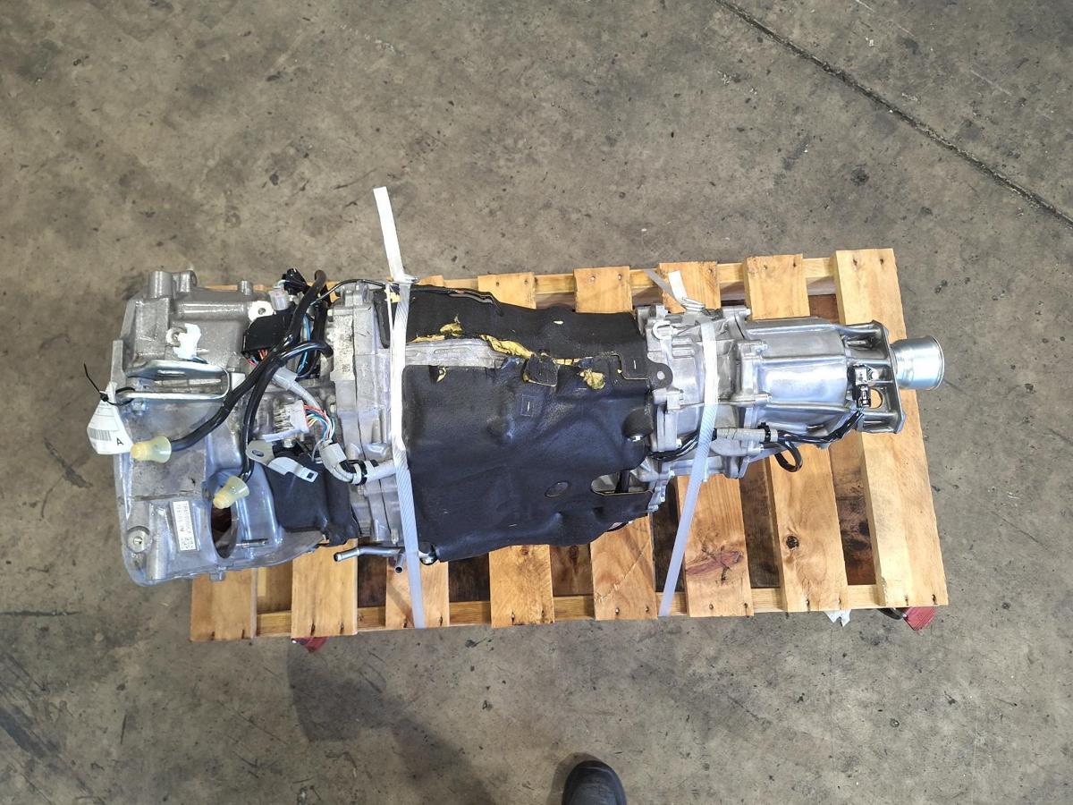1000899921-Trans_Gearbox - Top