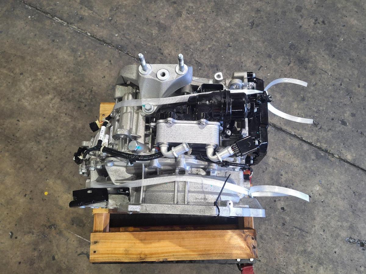 1000910689-Trans_Gearbox - Top