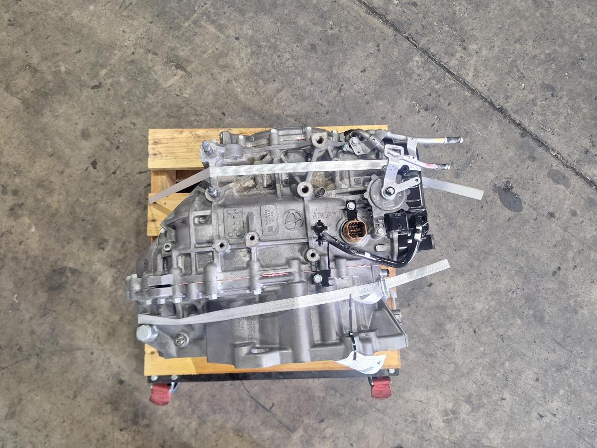 1000906819-Trans_Gearbox - Top