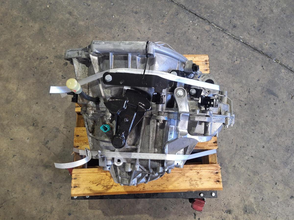 1000916878-Trans_Gearbox - Top