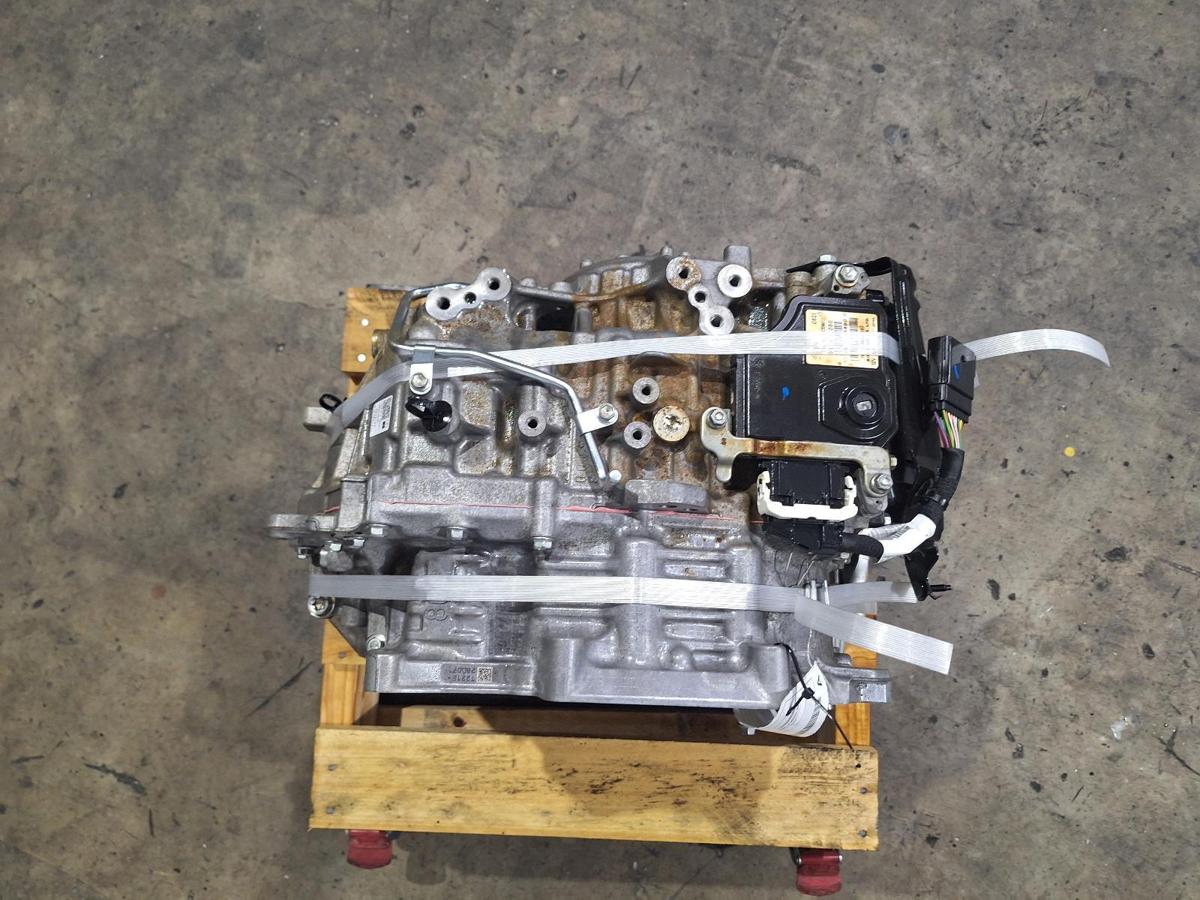 1000931682-Trans_Gearbox - Top