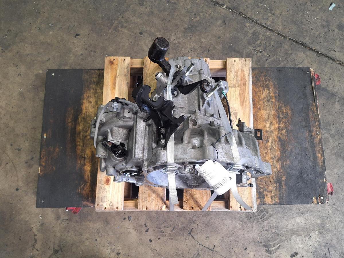 1000941042-Trans_Gearbox - Top