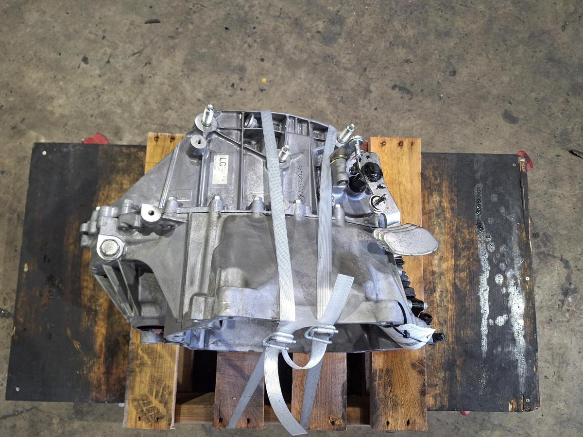 1000940785-Trans_Gearbox - Top