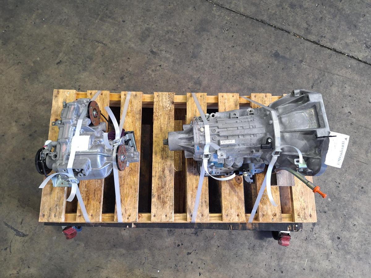 1000947286-Trans_Gearbox - Top