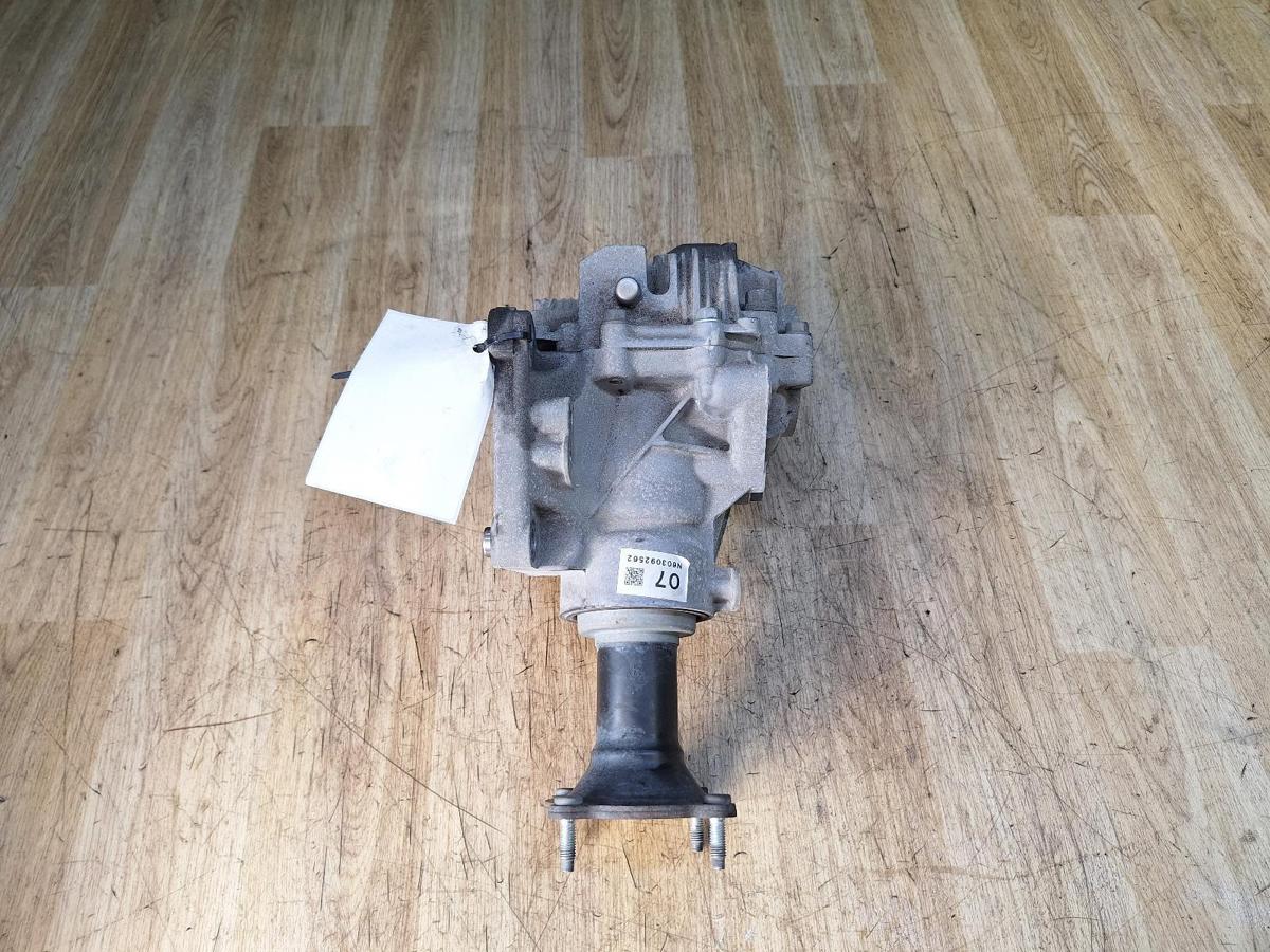 1000921720-Transfer Case Top