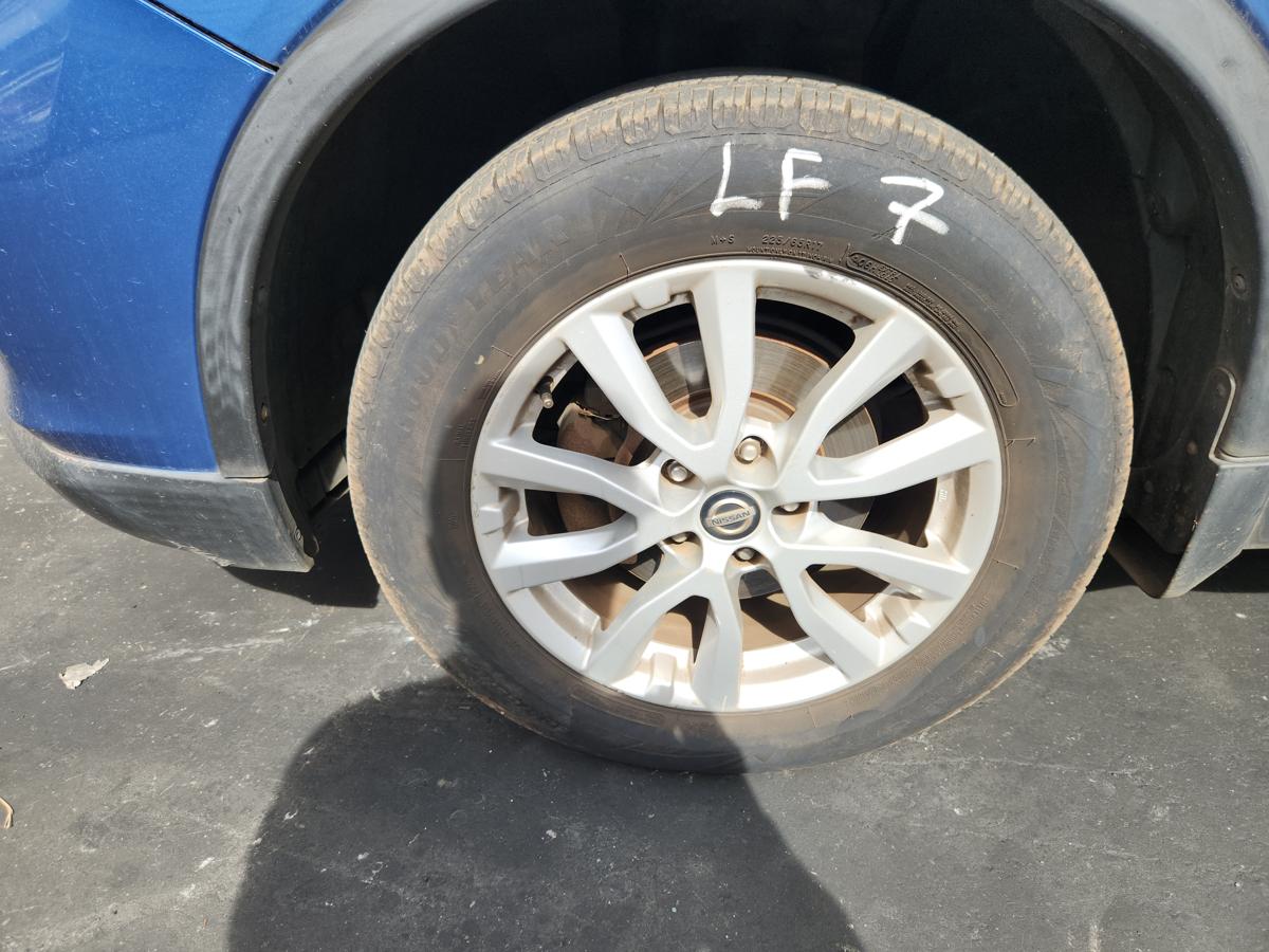 1000939064-Wheel Alloy Left Front