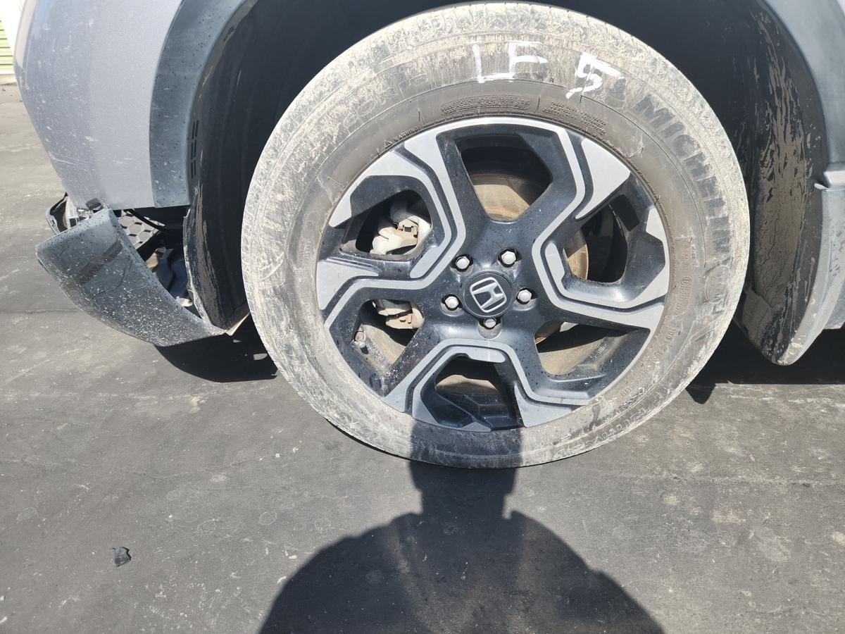 1000942870-Wheel Alloy Left Front