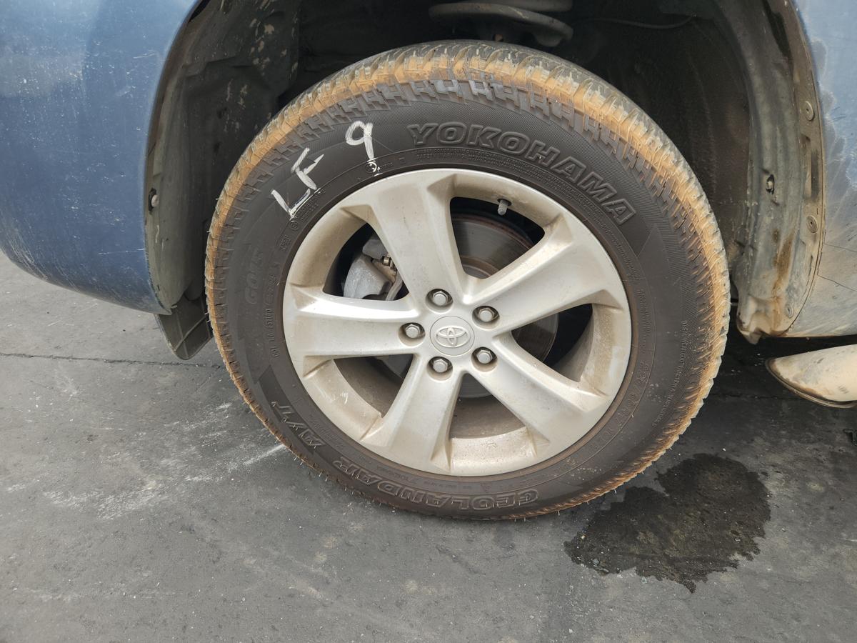 1000945763-Wheel Alloy Left Front