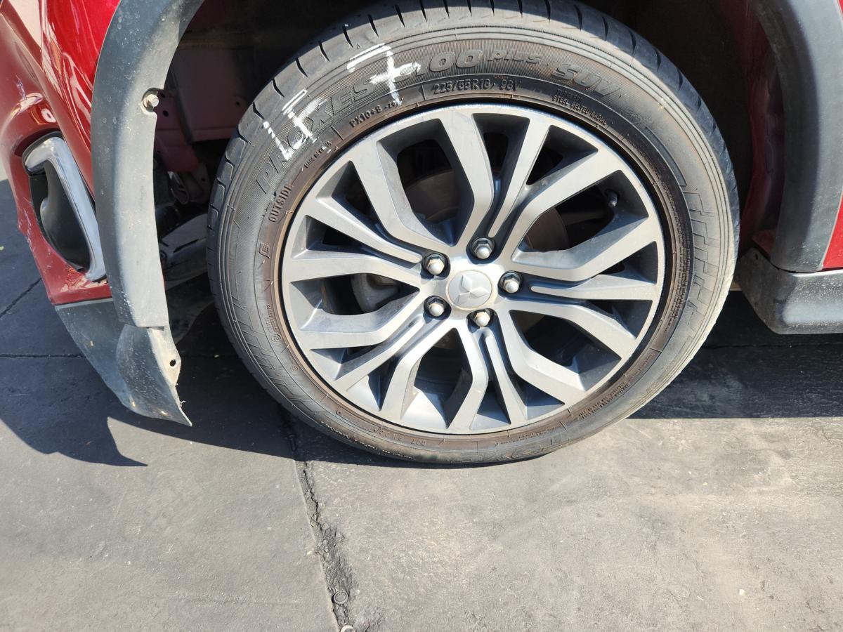 1000953023-Wheel Alloy Left Front